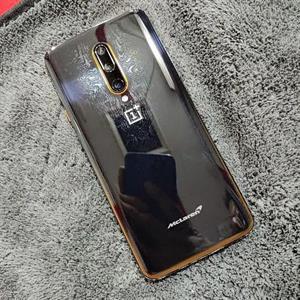 One Plus 7T pro Mclaren edition