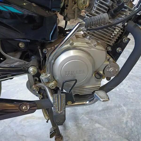 Yamaha (YB 125-Z DX)