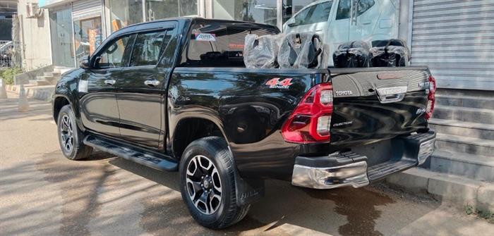 Toyota Hilux Revo V Automatic 2.8