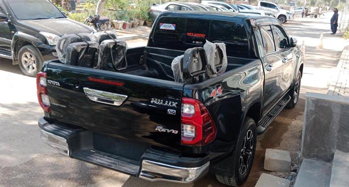 Toyota Hilux Revo V Automatic 2.8