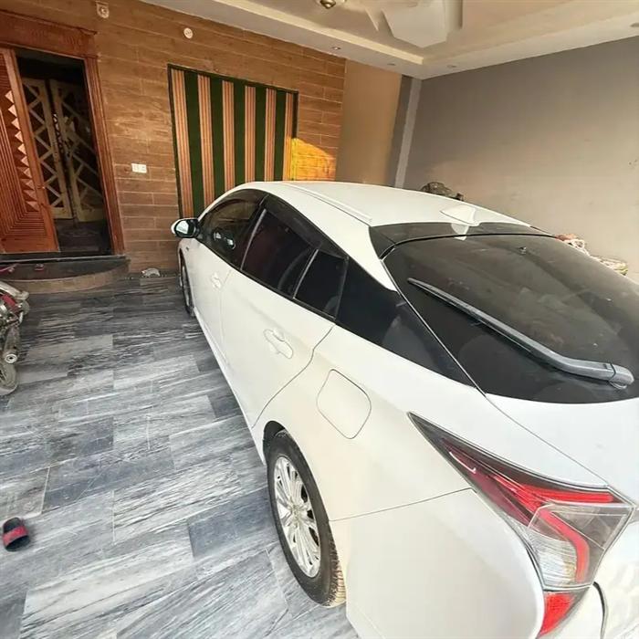 Toyota Prius 2016